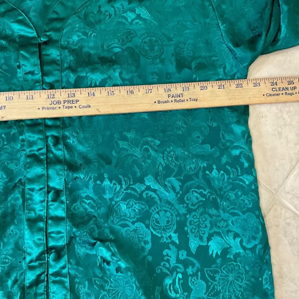 Victoria’s Secret GOLD LABEL Emerald Green Satin Floral PJ Top only  size M